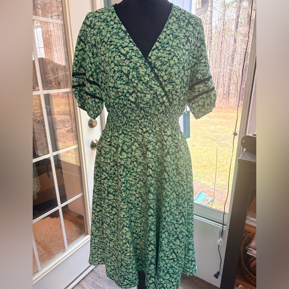 Draper James Green Floral Wrap-Style Midi Dress